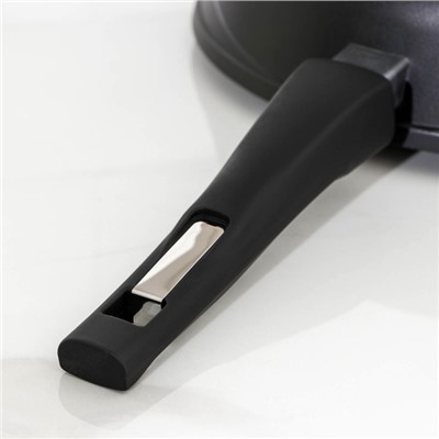 Сковорода «Престиж», d=28 см, съёмная ручка, стеклянная крышка, антипригарное покрытие, цвет чёрный