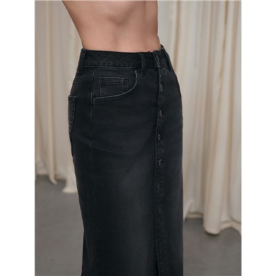 Актуальная коллекция CONTE CON-819 Чёрная джинсовая юбка-midi на пуговицах с разрезом