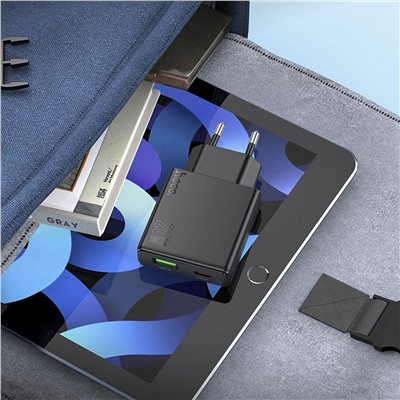 Адаптер Сетевой Hoco N38 Delgado PD+QC USB/Type-C 20W (black)