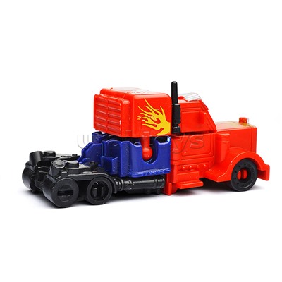 Робот трансформирующийся в грузовик, в пакете