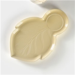 Чайная пара «Листочек», 3 предмета: чашка 320 мл, блюдце 25.5×16 см, ложка, керамика, жёлтая