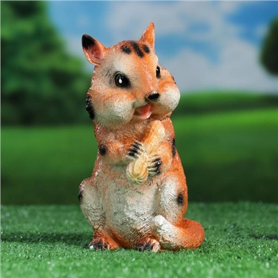 Садовая фигура из гипса «Бурундук Боря», 10×16×19 см