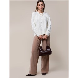 Свитер фактурной вязки с узором косы