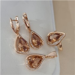 Комплект ювелирной бижутерии коллекция "Дубай" серьги, кулон и кольцо 18 р покрытие позолота, вставка: стекло и цирконы, цвет: шампань и прозрачный, арт.215.548-18