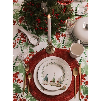 Тарелка новогодняя Доляна «Домашние гномики», d=25.5 см, фарфор, белая