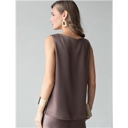 Элегантный топ с V вырезом из струящегося сатина