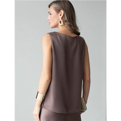Элегантный топ с V вырезом из струящегося сатина
