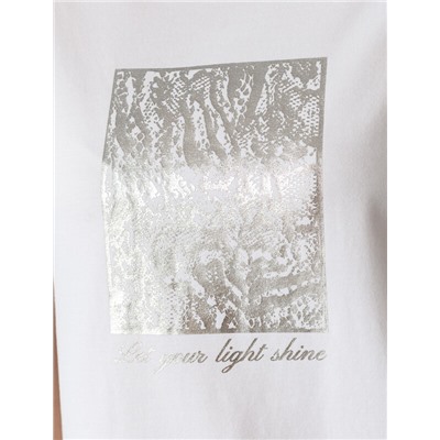 Футболка из премиального хлопка с авторским принтом