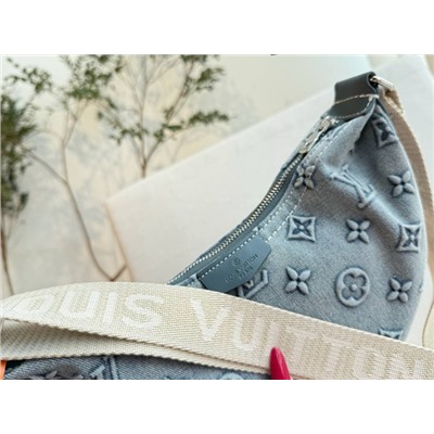 Джинсы #23057602