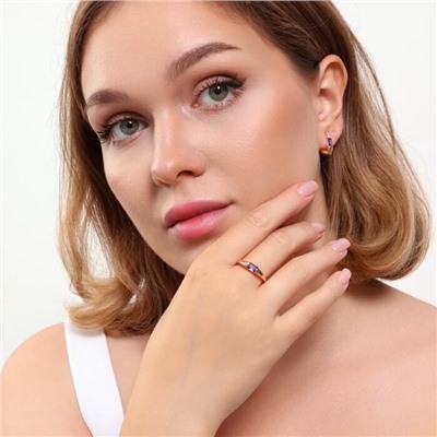 Комплект ювелирной бижутерии коллекция "Дубай" серьги и кольцо 17 р, покрытие позолота, вставка: фианиты, цвет: фиолетовый, арт.215.381-17