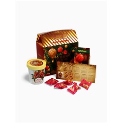 Подарочный набор новогодний «С Новым годом»: чай (50 г), конфеты (110 г), печенье брауни (120 г)