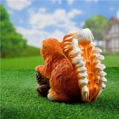 Садовая фигура из полистоуна «Белка на ветке с шишками», 14×24×21 см