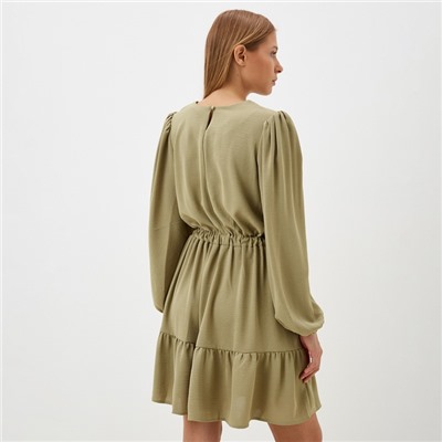 Платье мини женское со сборкой MIST, размер 48, оливковое