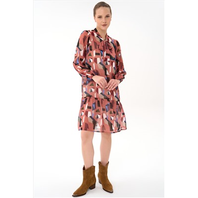 Платье Нежный акцент  – 2 (алый)