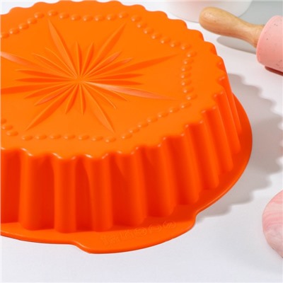 Форма для выпечки Доляна «Рифлёный круг. Звезда», силикон, 28×5.5 см, с ручками, МИКС