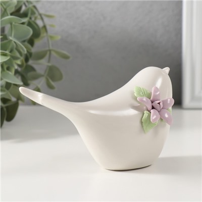 Фигурка керамика «Птичка белая с сиреневым цветком», 12.4×5×6.7 см