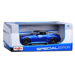 Машинка die-cast 2023 Nissan Z, 1:24, синяя, открывающиеся двери