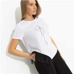 Футболка с декором из сетки, Нарушая границы стиля