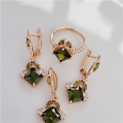 Комплект ювелирной бижутерии Дубайское золото, покрытие: позолота, серьги, кулон и кольцо 18 р, вставка: фианиты, цвет: зеленый и прозрачный, арт.314.779-18