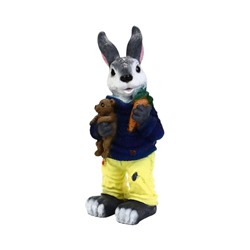 Садовая фигура из полистоуна «Заяц с морковкой», 20×19×46 см