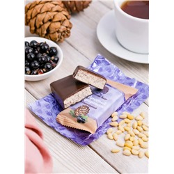 Кедровый марципан с Смородиной / шоу-бокс / 18 шт / 720 г / ТМ Сибирский кедр