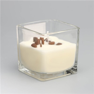 Ароматическая свеча в стакане Soy Wax, шампань