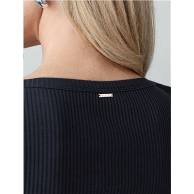 Футболка из трикотажа в широкий рубчик