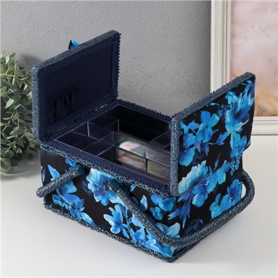 Шкатулка для рукоделия и шитья «Голубые цветы на синем», хранение ниток, иголок, мелочи, 19×26×14.5 см