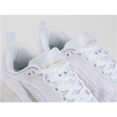 Кроссовки Nike Vomero 18