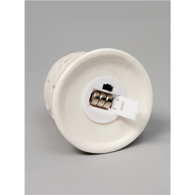 Ёлочный шар с подсветкой «Колокольчик», 10.5×8.3×8.3 см, 1 LED, керамика, от батареек LR44×3, керамика, свечение тёплое белое