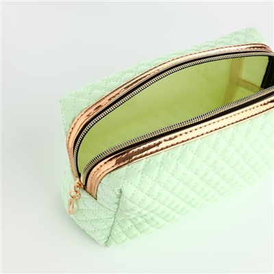 Косметичка на молнии, цвет зелёный