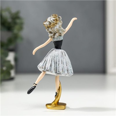 Фигурка полистоун «Балерина с кудрями, в серо-чёрном платье и чёрных пуантах», 13×3.5×6.5 см