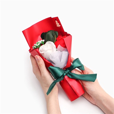 Новогодний букет мыльных микс роз, 3 шт.