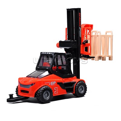 Погрузчик с прицепом и цистернами (свет, звук) в коробке (красный)