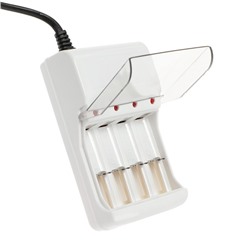 Зарядное устройство для четырех аккумуляторов АА или ААА CHR-56, 1 м, ток заряда 180 мА, белое