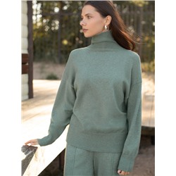 Свитер из пряжи с кашемиром