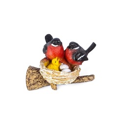 Подвесной декор из полистоуна «Гнездо со снегирями» 15×12×10 см