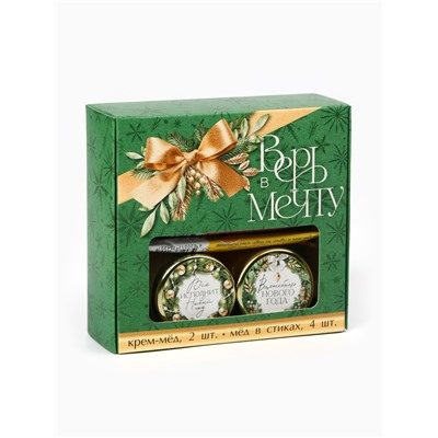 Подарочный набор новогодний «Верь в мечту»: крем-мёд 2 шт., мёд в стиках 4 шт.