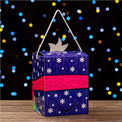 Подарочная новогодняя коробка «Смекубик Пингвинёнок», для сладких подарков, 12×12×15.5 см