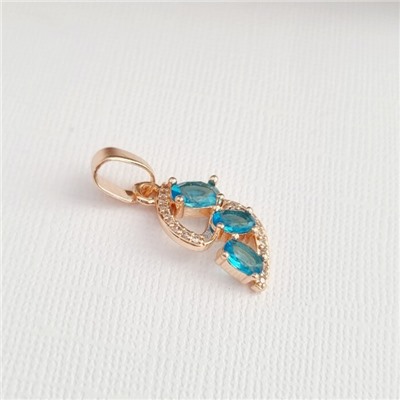 Комплект ювелирной бижутерии коллекция "Дубай" серьги и кулон, покрытие позолота, вставка: фианиты и цирконы, цвет: голубой и прозрачный, арт.414.026