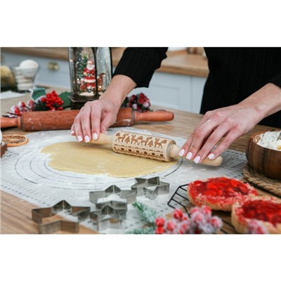 Скалка новогодняя Доляна, фигурная, 30×4 см, рабочая часть 11.5 см, вращающаяся