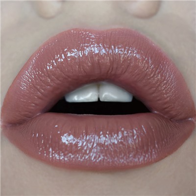 Лаковый блеск для губ Outfit Lip Lacquer тон 27 Morning Coffee