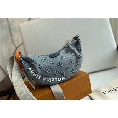 Джинсы #23057602