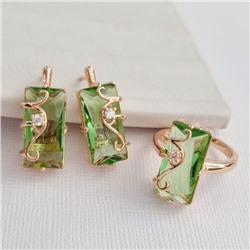 Комплект ювелирной бижутерии коллекция "Дубай" серьги и кольцо 17 р, покрытие позолота, вставка: фианиты, цвет: светлый зеленый, арт.414.018-17