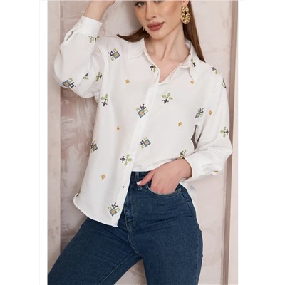 Женская рубашка с вышивкой Patiskha