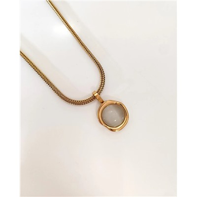 Кулон на цепочке