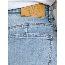 Джинсы трубы с декоративной стиркой из эластичного плотного денима