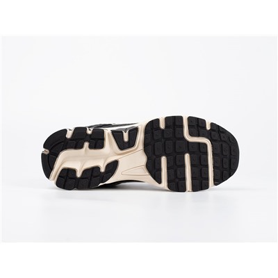 Зимние Кроссовки Nike Air Zoom Vomero 5 Mid