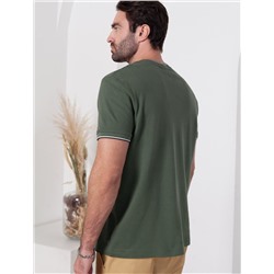 Футболка с V-вырезом из премиального хлопка с эластаном