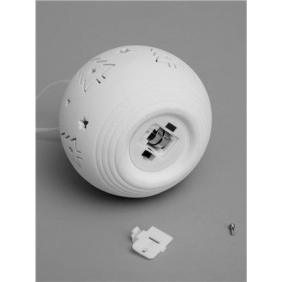 Ёлочный шар «Ёлки», 9×9×9.8 см, 1 LED, керамика, от батареек LR44×2, свечение тёплое белое